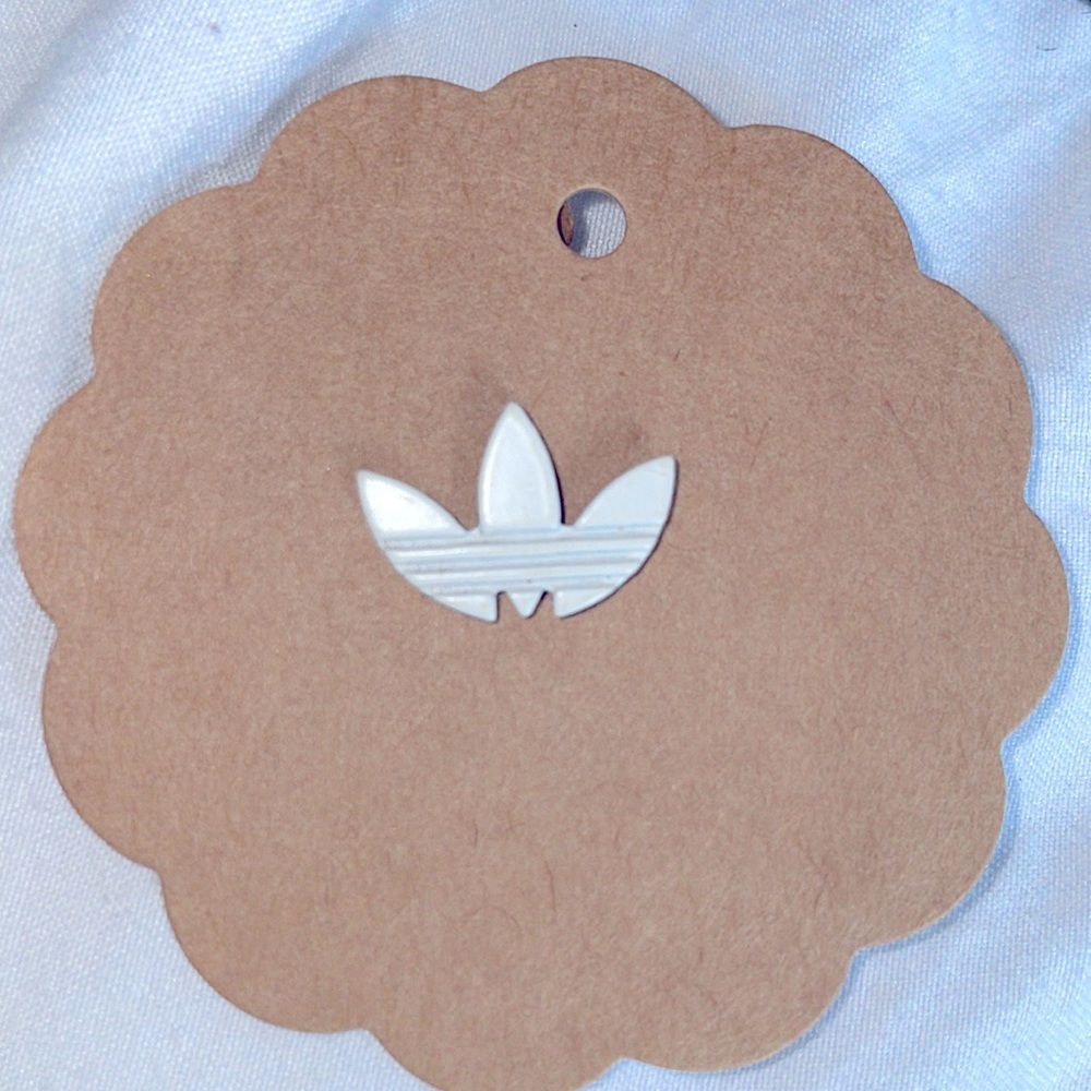 ✨5/$10 SALE✨ VINTAGE ADIDAS PIN